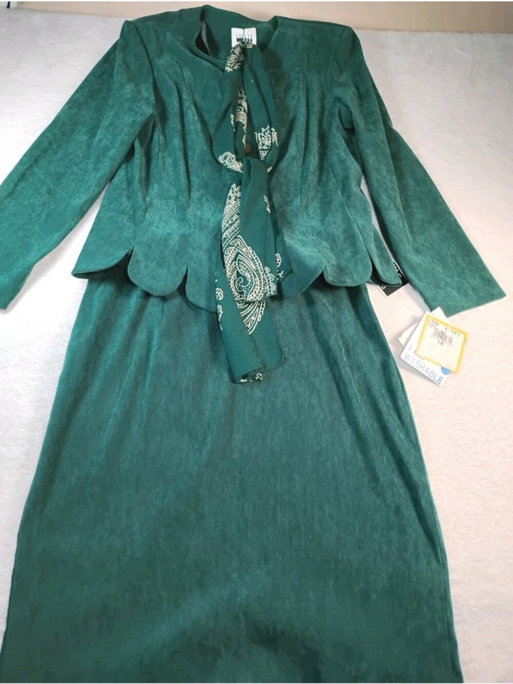 New Vtg Leslie Fay Velour Skirt Suit Set With Scarf Holiday Career 14 Emerald